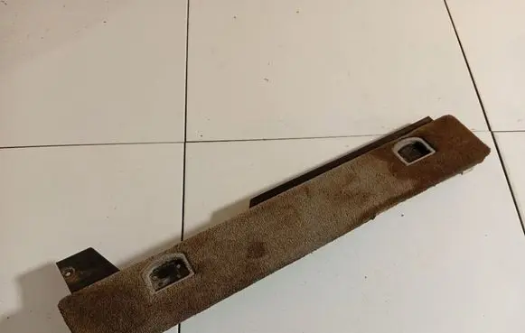 Volkswagen Touareg I Other trunk/boot trim element 7L5863528G
