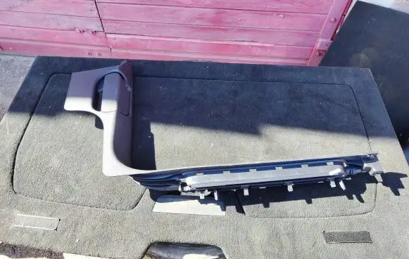 Porsche Cayenne (92A) Front sill trim cover 7P0823633A