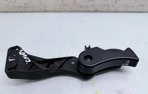 BMW 1 F20 F21 Engine bonnet (hood) release handle 7326365 7309606