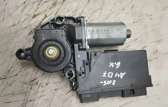 Audi A4 S4 B7 8E 8H Rear door window regulator motor 105848204 5WK49204CBR