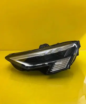Audi A3 8Y Headlight/headlamp 8Y0941035
