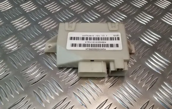 Chrysler Grand Voyager IV Door control unit/module P04686686AM
