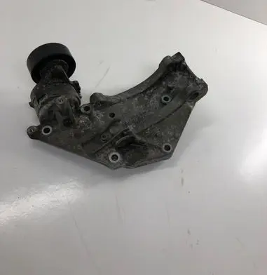 Generator/alternator bracket