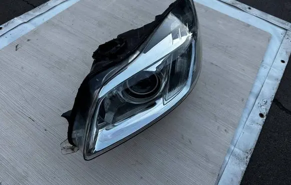 Opel Insignia A Headlight/headlamp 