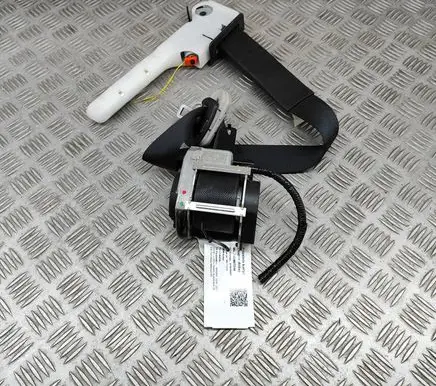 Nissan Leaf I (ZE0) Front seatbelt 624239401C