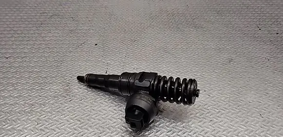 Fuel injector