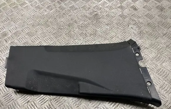 (B) pillar trim (bottom)