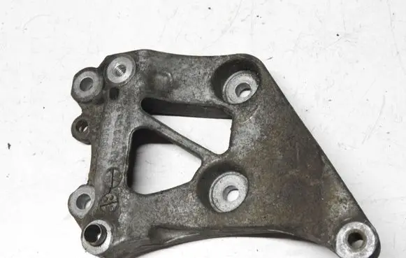 Peugeot 207 A/C compressor mount bracket V754891480