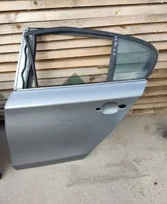 BMW 1 E82 E88 Rear door