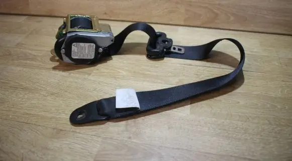 Ford Fiesta Front seatbelt 2S6AA61295ED