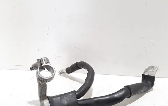 Volkswagen Touareg I Negative earth cable (battery)