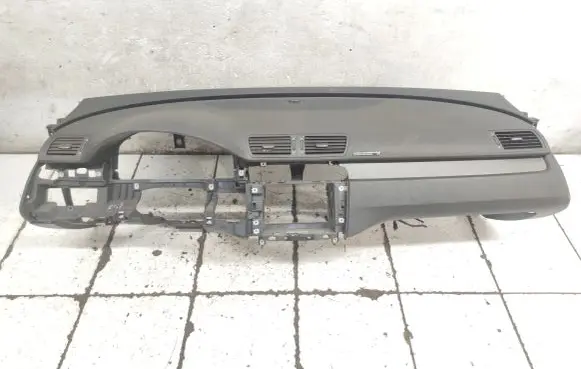 Volkswagen PASSAT B6 Dashboard 3C1857003QT