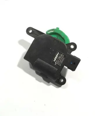 Hyundai Santa Fe Air flap motor/actuator AC196300 D267DC4LB01