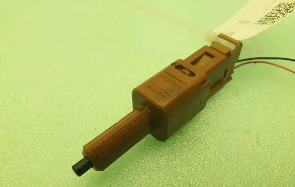 Nissan Pulsar Brake pedal sensor switch 14614MD