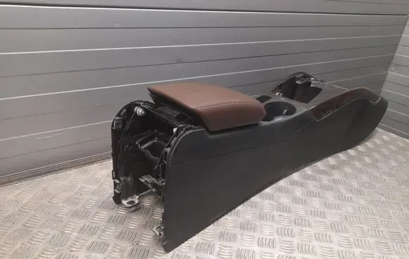 Audi A4 Allroad Center console 8K0864981D