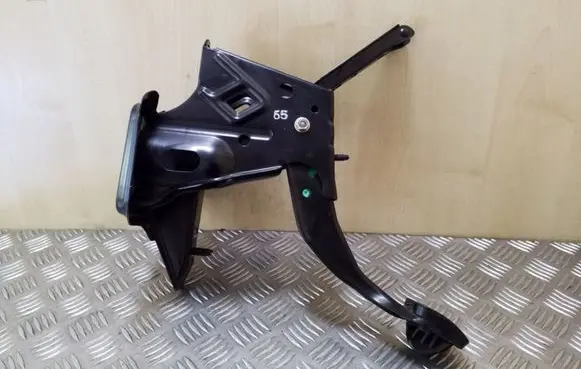 Audi A3 S3 8L Brake pedal 1J1721058AT 1J1721130C