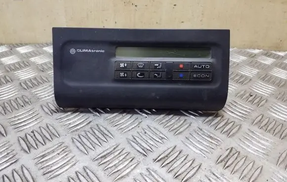 Volkswagen PASSAT B4 Climate control unit 3A0907044A 9BG72496110