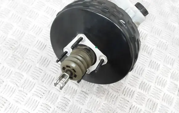 Volvo V70 Brake booster 31257694