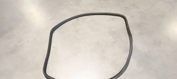 Volkswagen PASSAT B7 Front door rubber seal 3C4867911B
