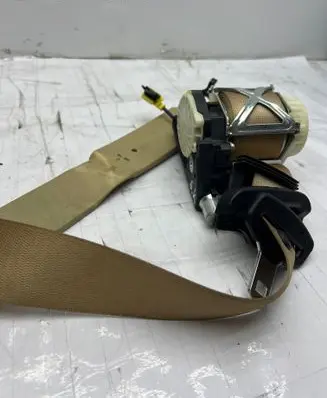Mercedes-Benz GL X164 Third row seat belt 2018680222 26758