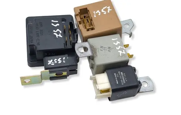 Mitsubishi 3000 GT Other relay MD168999 MA809932 MB627895