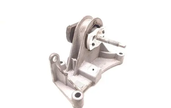 Fiat 500 Engine mounting bracket 013A236