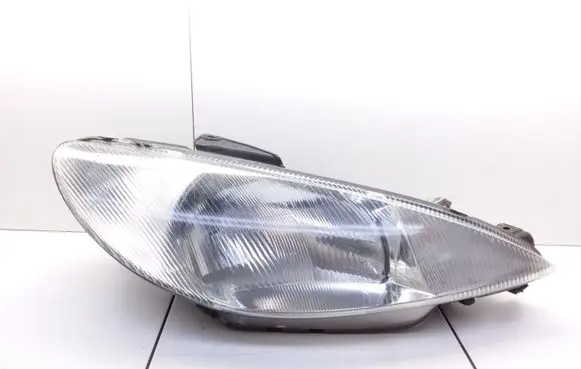 Peugeot 206 Headlight/headlamp 9632689280 087274 620597