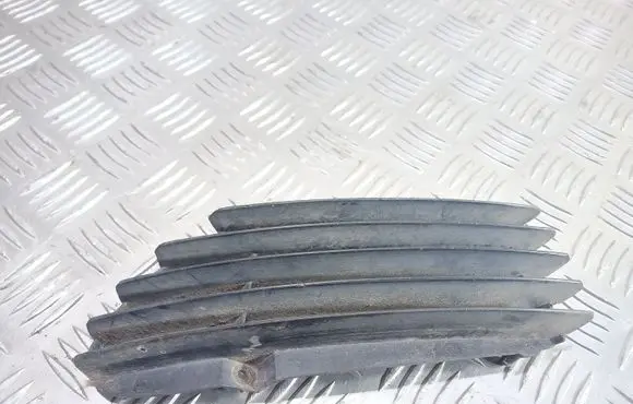 Opel Omega B1 Front bumper lower grill 90458186