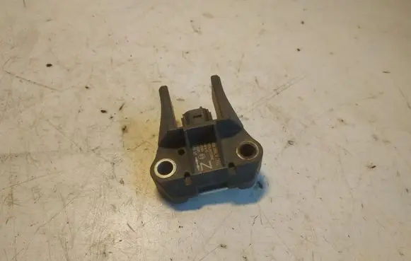 Lexus IS 220D-250-350 Airbag deployment crash/impact sensor 8917353040