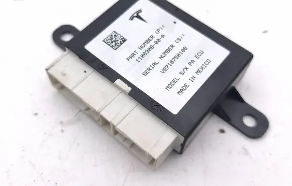 Tesla Model S Parking PDC control unit/module 110030800A