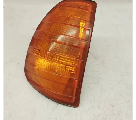 Mercedes-Benz W123 Front indicator light 0008207421 A0008207421 1238200221