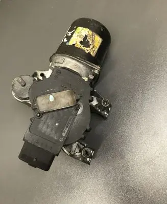Toyota Aygo AB10 Wiper motor