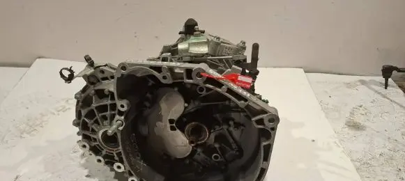 Fiat 500X Manual 6 speed gearbox C63563533