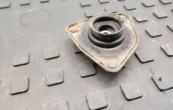 KIA Sportage Front upper strut mount 