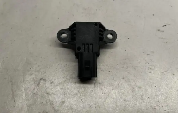 Ford Mustang VI Airbag deployment crash/impact sensor DG1314C676AA