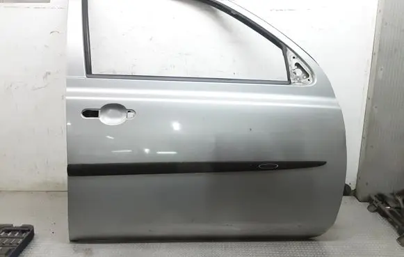 Nissan Micra Front door