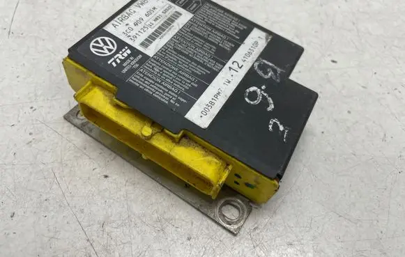 Volkswagen PASSAT B6 Airbag control unit/module 3C0909605M