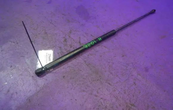 Citroen C1 Tailgate strut 68950-0H020