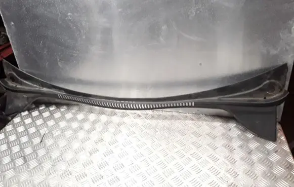Seat Leon (1P) Wiper trim 1P0853185B