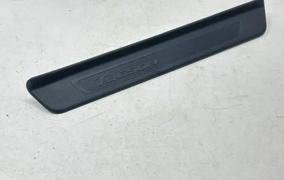 Hyundai Tucson TL Front sill trim cover 85883D7000
