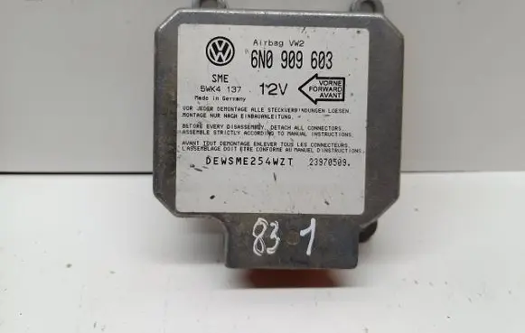 Volkswagen Golf III Airbag control unit/module 6N0909603 23970509 5WK4137