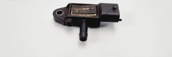 Opel Zafira B Exhaust gas pressure sensor 0281002771 55198717