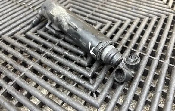 Audi A8 S8 D4 4H Headlight washer spray nozzle 4H0955101B A2C34791000