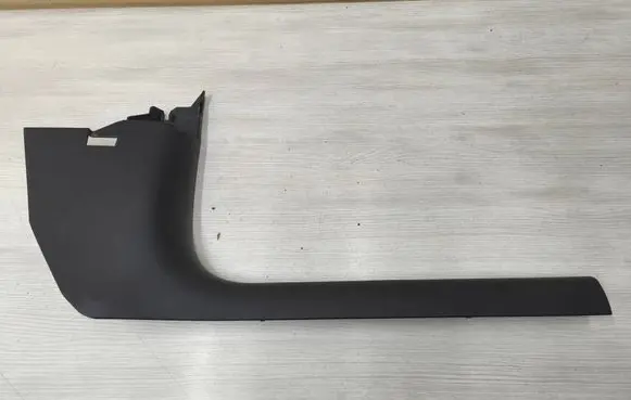 Audi Q2 - side skirts sill cover 81B867272