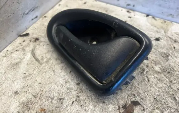 Renault Master II Front door interior handle 7700830079
