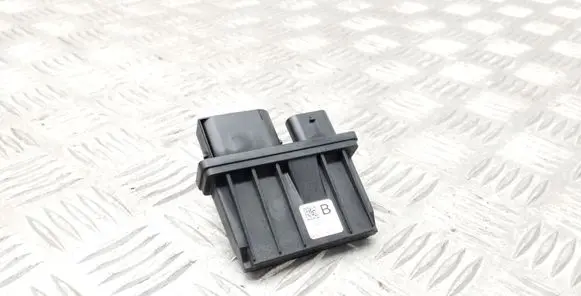 Volkswagen PASSAT B8 Other control units/modules 7N0941329