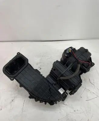 Renault Trafic III (X82) Interior heater climate box assembly 8200410511 173720400 929159170R