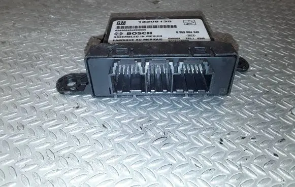 Opel Insignia A Parking PDC control unit/module 13308135 0263004340 6002JC0000