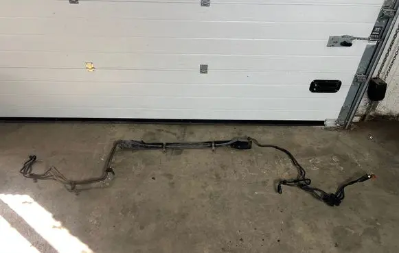Hyundai Santa Fe Fuel line pipe 313152W000