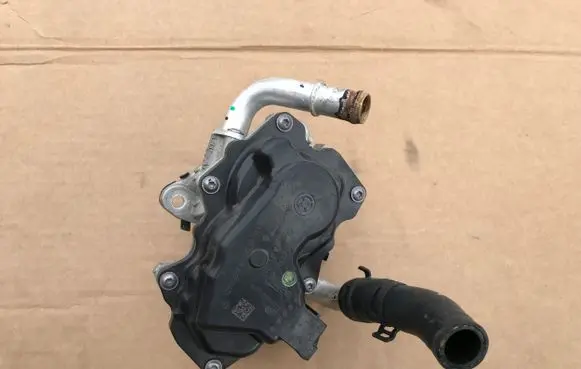 Audi Q5 SQ5 EGR valve 04L131501S